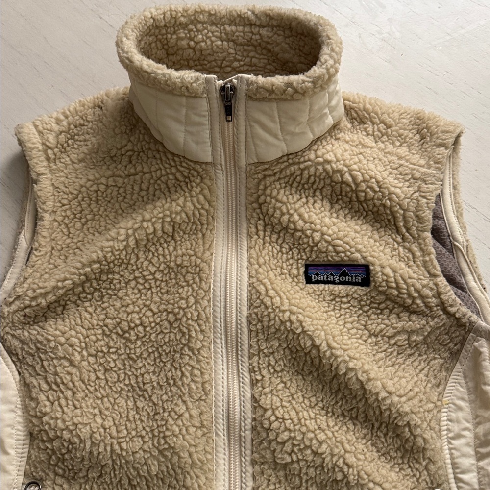 Patagonia Women's Retro X Size Small Vest - Picture 2 of 11